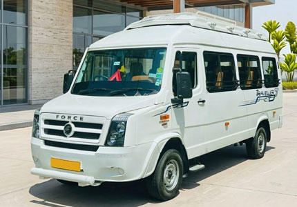 14 Seater Tempo Traveller